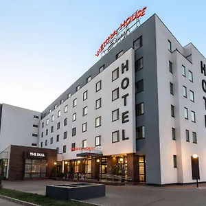 Vienna House Easy By Wyndham Bucharest Airport Hotel